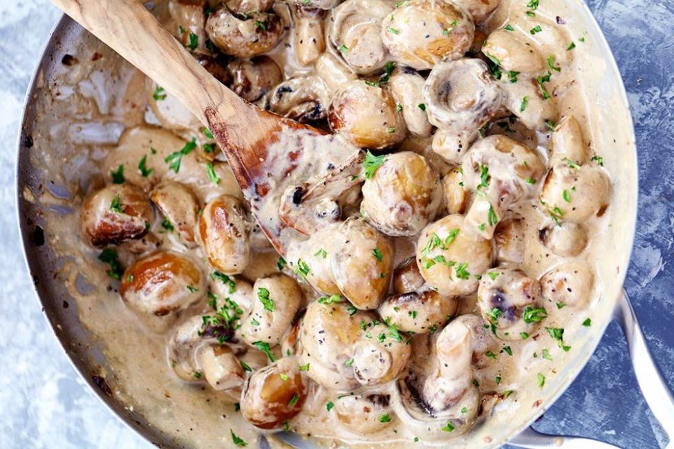 Köstlich: diese cremigen Champignons schmecken echt zu jedem Gericht lecker!