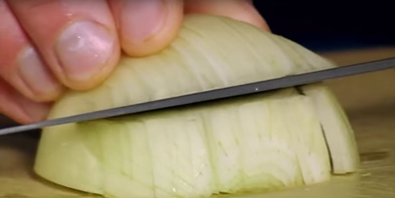 schneide zwiebel
