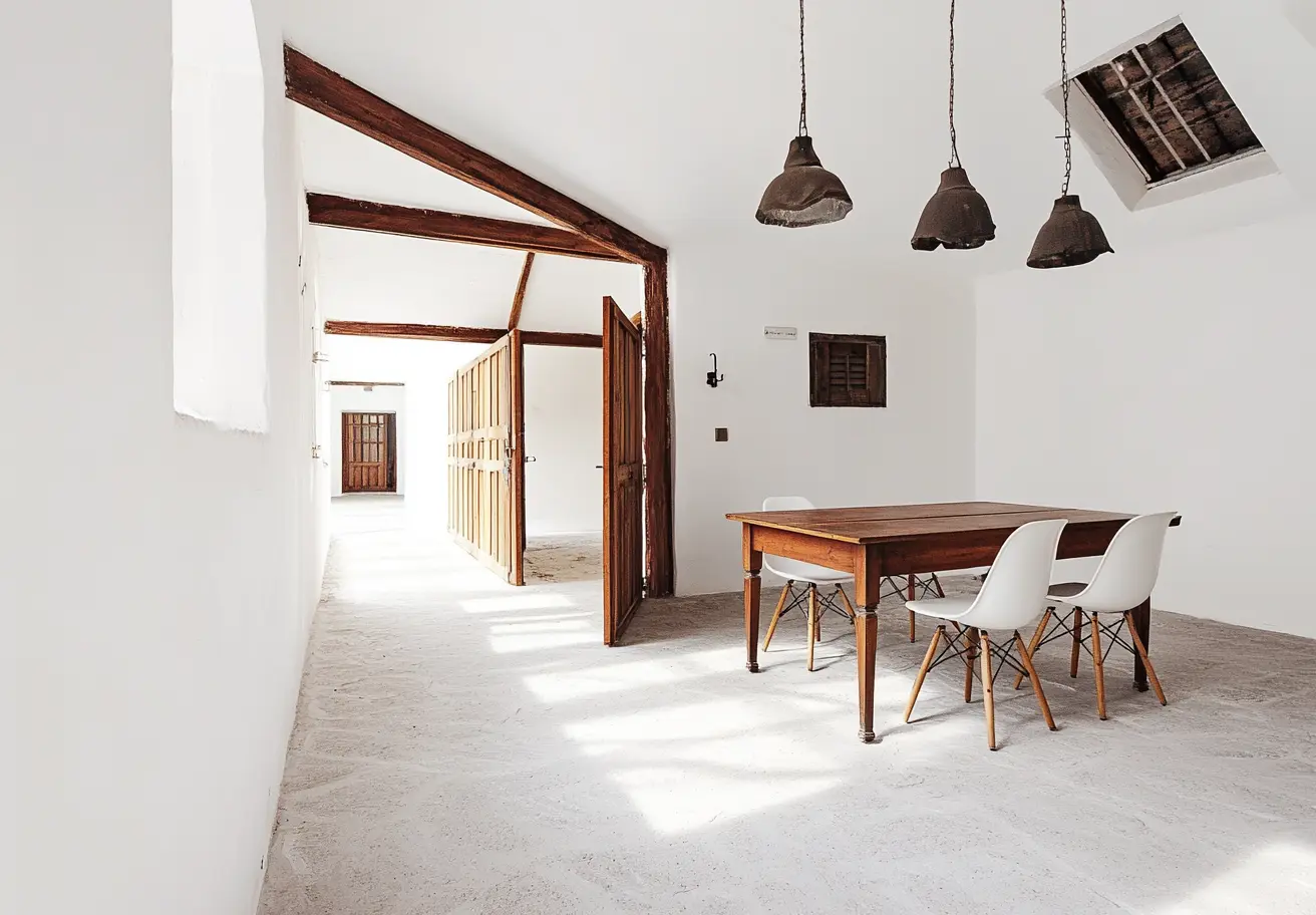This Elderly Woman (87) Lives in Old Stable – But Wait Until you see Inside!