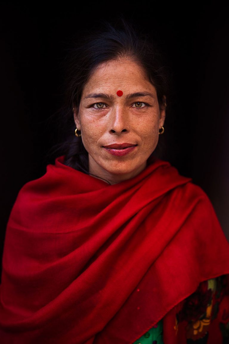 30 beautiful women from around the world