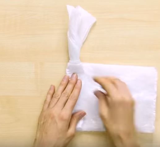 Plastiktüten Falttechnik 5