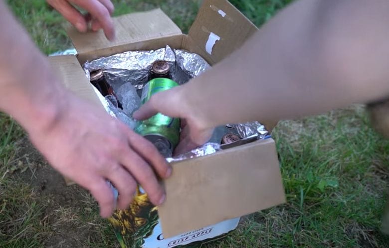 Keine Kühlbox da? Bau dir so eine in nur 5 Minuten!