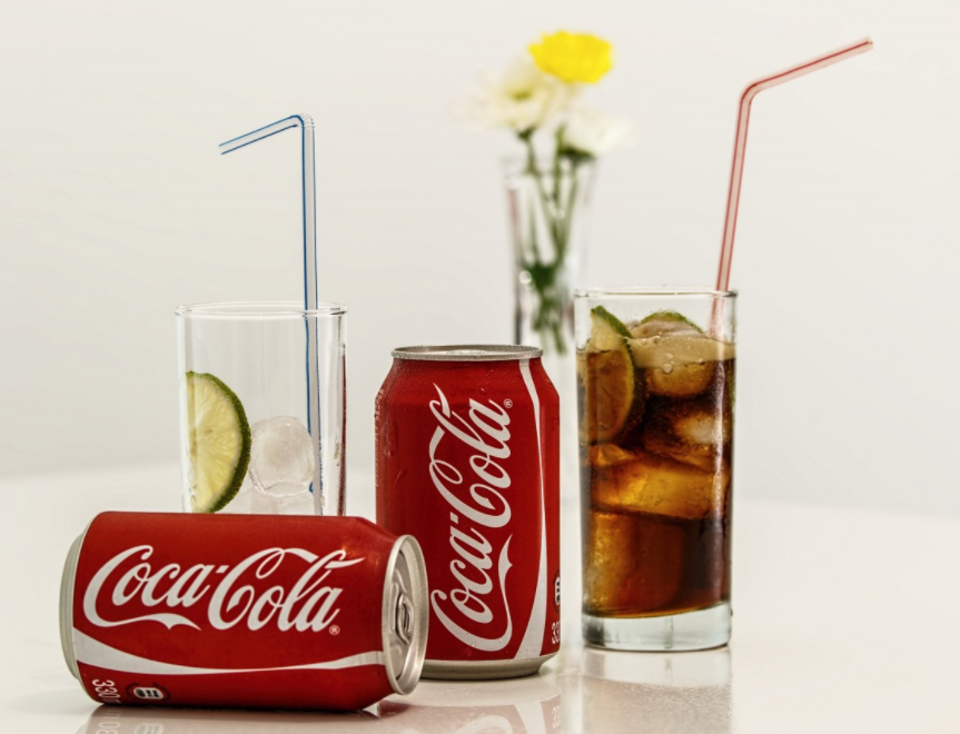 Coca-Cola bringt sein erstes Getränk mit Alkohol auf den Markt!