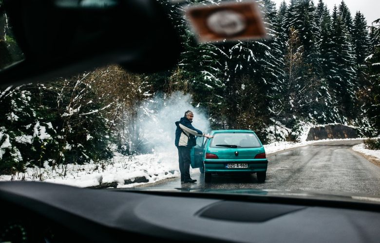 Das ist der Grund warum du dein Auto bei kaltem Wetter nicht aufwärmen solltest.
