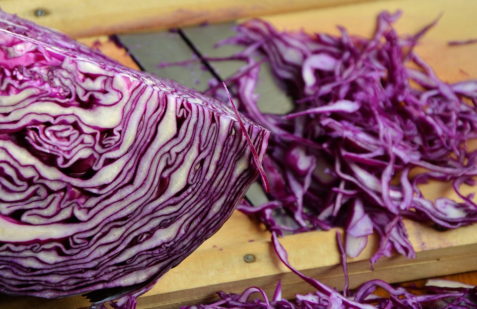 Wie du würzigen Rotkohl ganz einfach selbst zubereitest und warum du dabei sogar abnimmst!