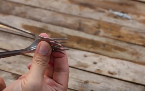 Grillzange selbst bauen