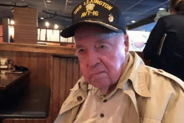 Waitress Serves Grumpy Old Man For 7 Years, Then Receives A Gift After He Passes Away