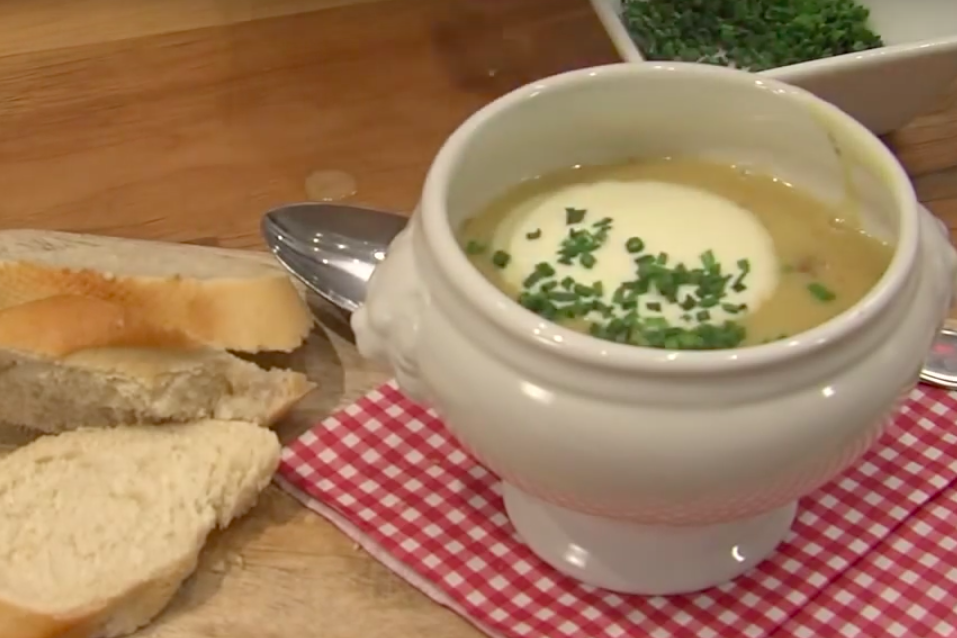 So machst du innerhalb von nur 10 Minuten eine scharfe Senfsuppe mit nur 5 Zutaten