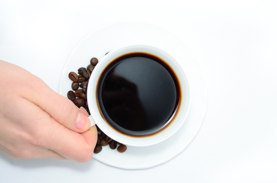 Willst du ein wenig abnehmen? Füge das zu deinem Kaffee hinzu!