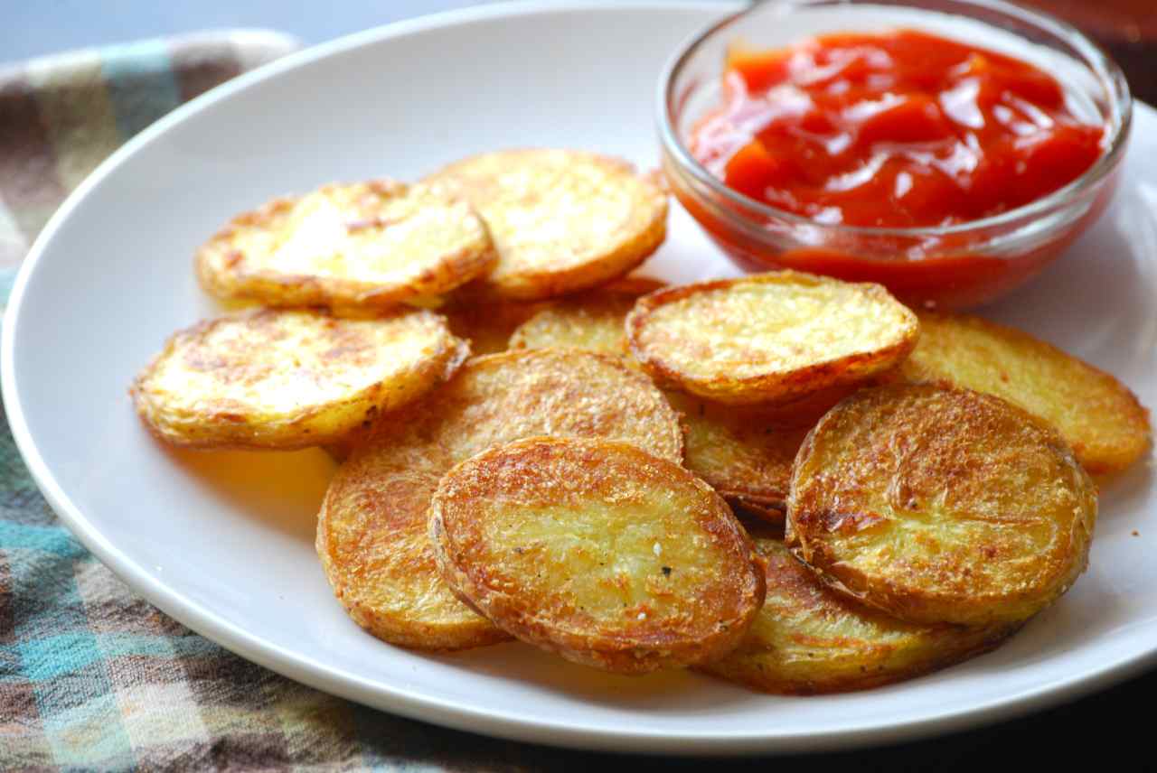 Knusprige Kartoffelscheiben so wie aus dem Restaurant? Mit diesem Trick funktioniert's!