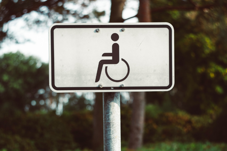 Coole Erfindung: ein neuer Rollstuhl, der die Mobilität verbessert