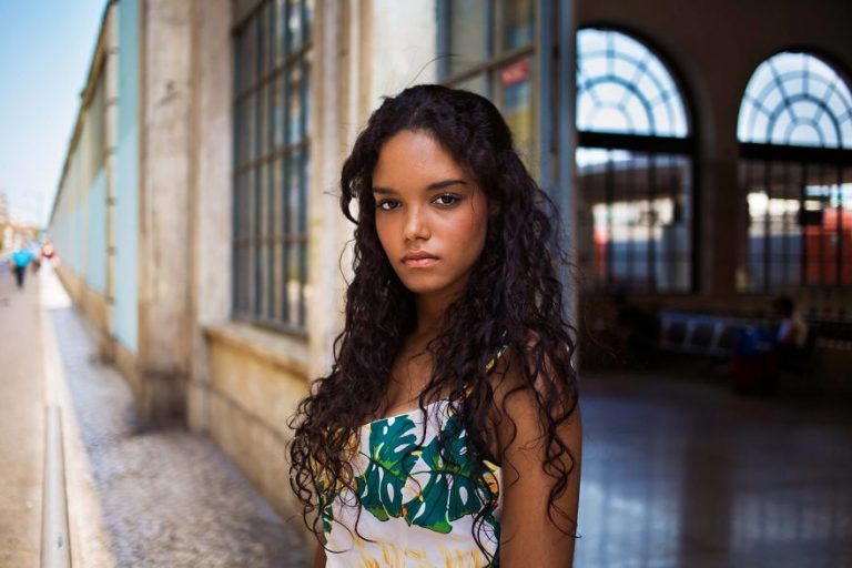 30 beautiful women from around the world
