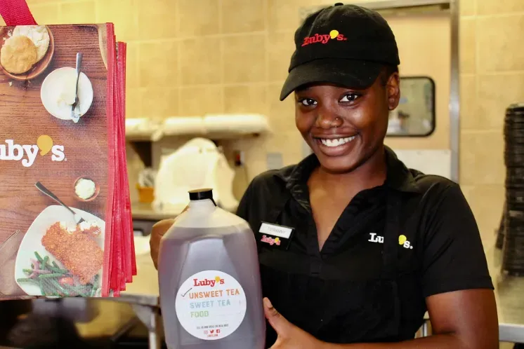 Waitress Serves Grumpy Old Man For 7 Years, Then Receives A Gift After He Passes Away