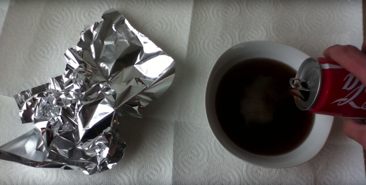 Rostflecken auf Chrom? Greife zur Cola, statt Reinigungsmittel