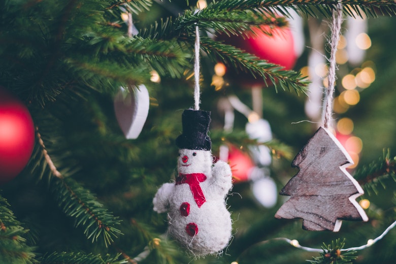 Das frühe Aufstellen von Weihnachtsdekoration macht glücklich!