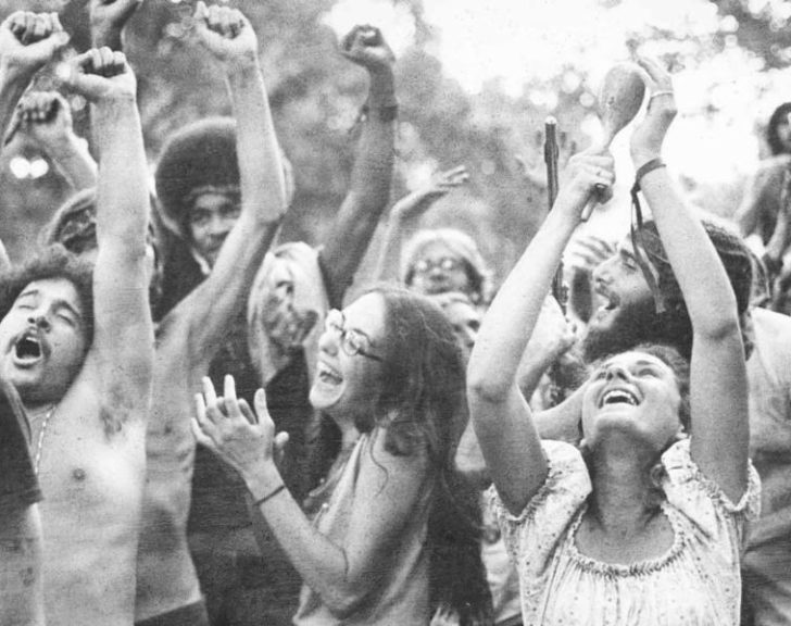21 Unglaubliche Woodstock-Fotos, die das Gefühl vermitteln, selbst da gewesen zu sein