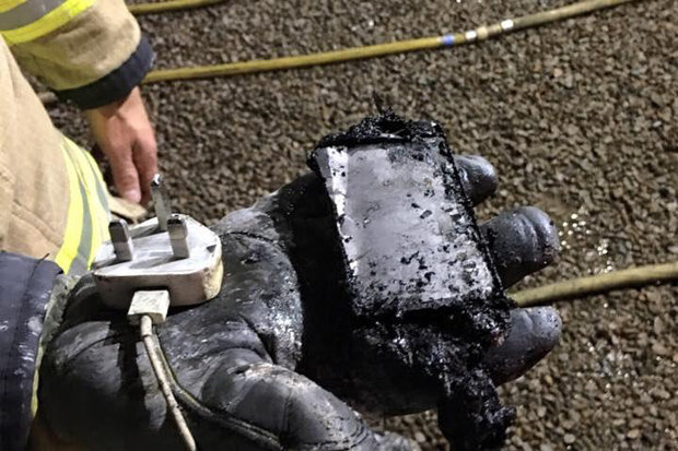 Laut Feuerwehr ist dies der gefährlichste Ort dein Handy aufzuladen.