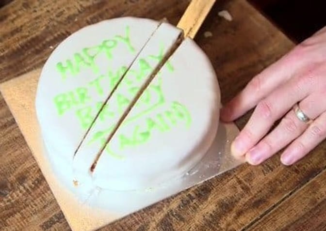 Wissenschaftlich korrektes Kuchen schneiden - du dachtest du machst es richtig?