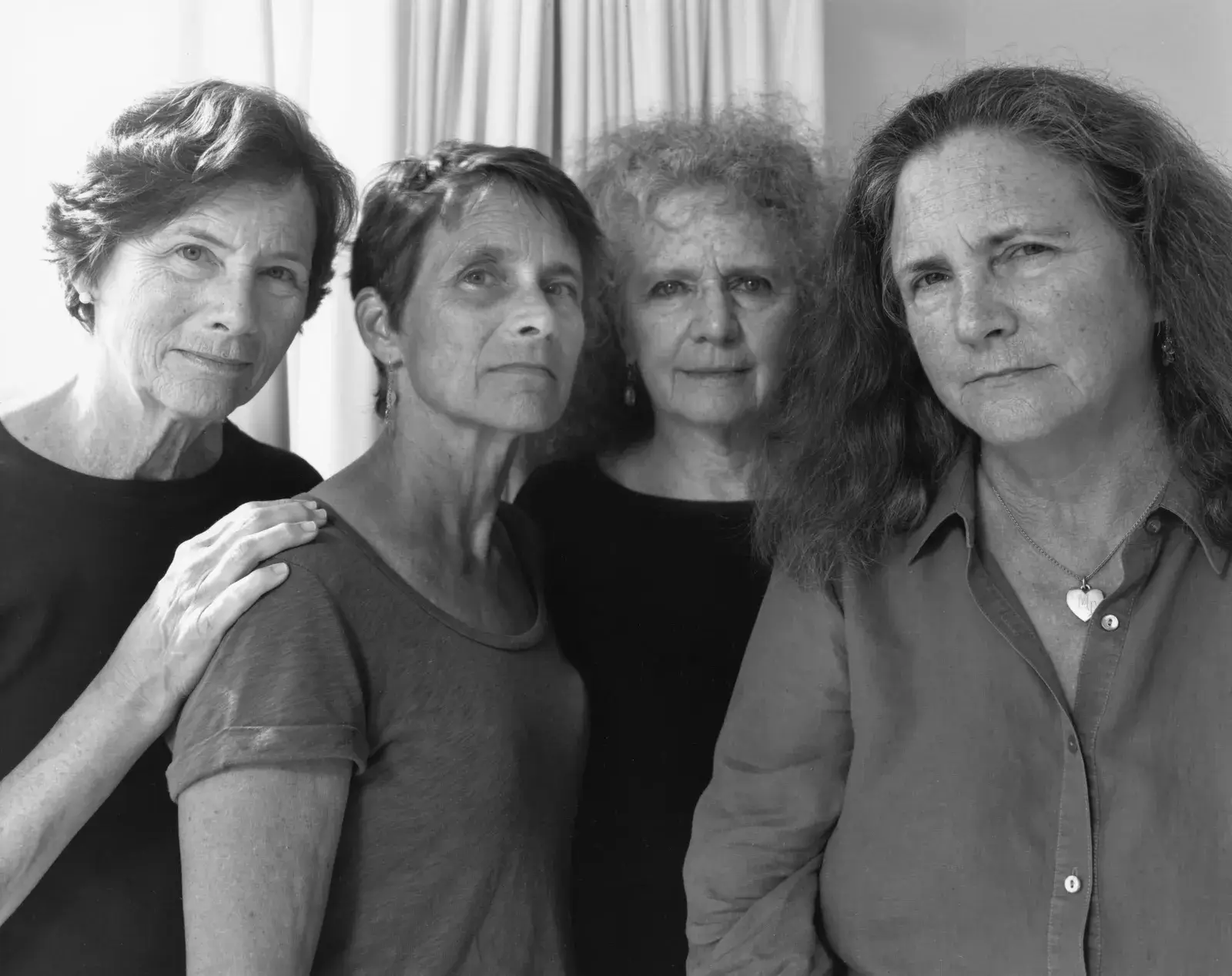 A jornada de 4 irmãs ao longo de 4 décadas