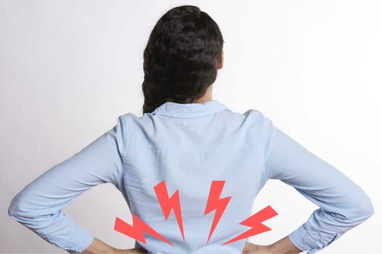 Suas costas estão doendo? Estes 6 exercícios simples de alongamento eliminarão a dor nas costas!