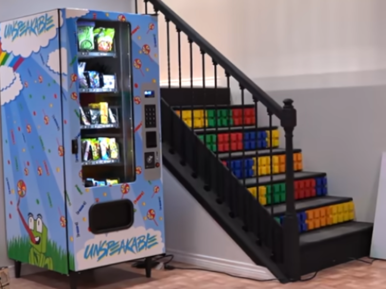Inside The Mind-Blowing LEGO Mansion: You Won’t Believe It’s Real! 