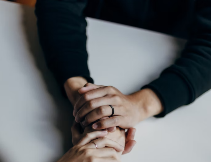 Man schreef zijn goede voornemens op, maar toen zijn vrouw ze las belde ze onmiddellijk de politie…