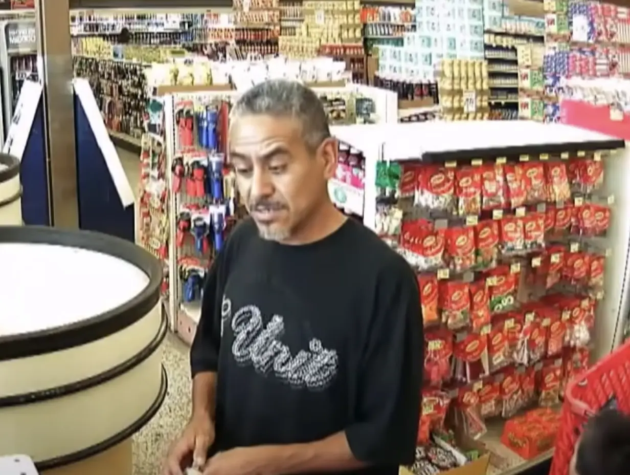 Caixa envergonhou veterano por não ter dinheiro para comprar produtos para o bebê