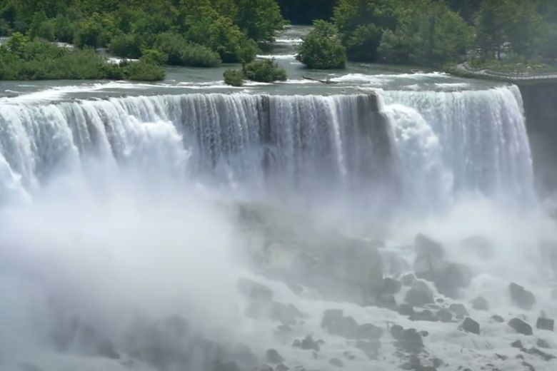 Descoberta incrível após a drenagem das Cataratas do Niágara em 1969