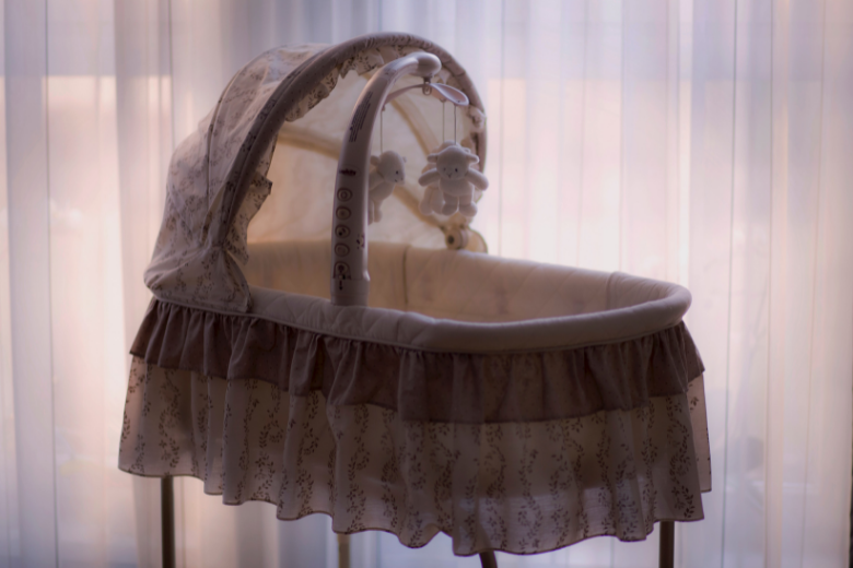 Il vigile del fuoco salva un bambino ed è in lacrime quando riceve una lettera dopo 17 anni