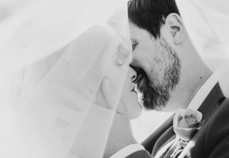 Louco: mulher descobre a verdadeira identidade do seu marido após 50 anos de casamento