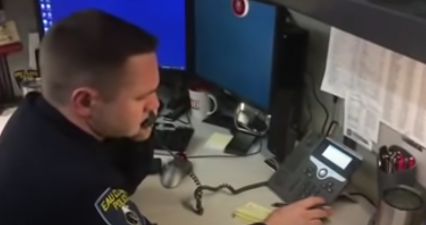Man schreef zijn goede voornemens op, maar toen zijn vrouw ze las belde ze onmiddellijk de politie…
