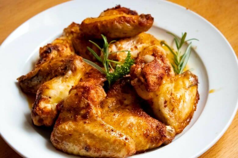 É por isso que você não deve comer frango todos os dias