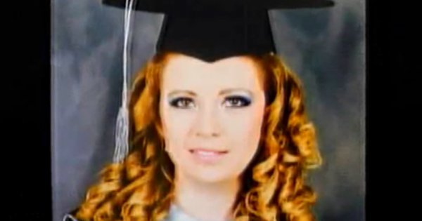 To, co Shirley zobaczyła po wybudzeniu ze znieczulenia, jest zbyt DZIWNE, by można było to wy-razić słowami! Straszliwa historia!