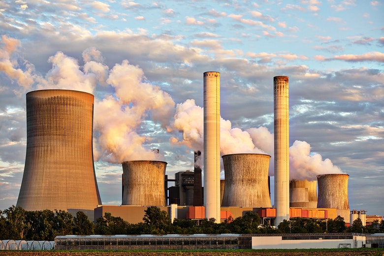 Boy Scout builds nuclear reactor in backyard and exposes 40,000 locals to radiation
