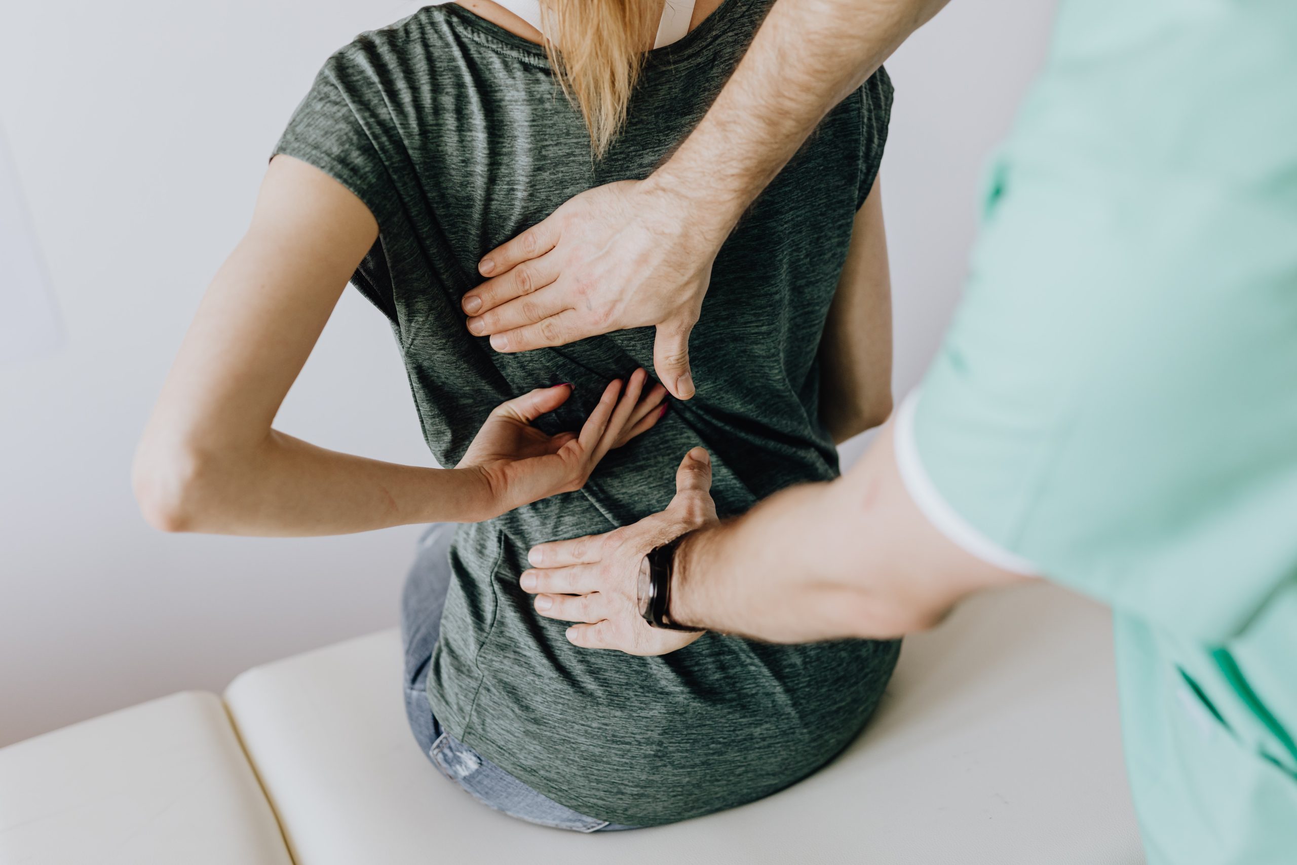 Soffrite di dolori articolari? Provate questi tredici rimedi naturali per combatterlo