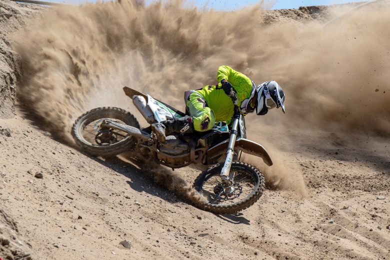 Jongetje (2) overlijdt na ongeluk op motorcrossbaan in Marum