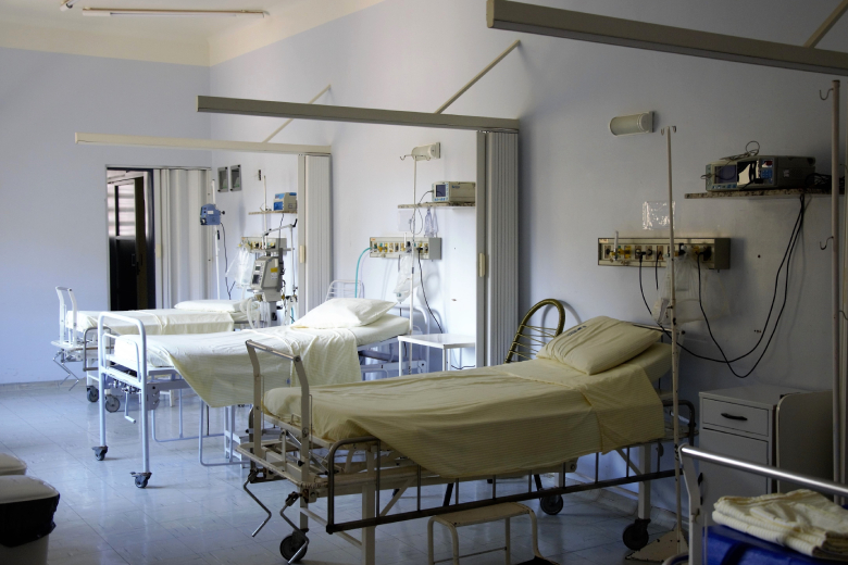 Het kabinet komt met een bonus voor al het zorgpersoneel