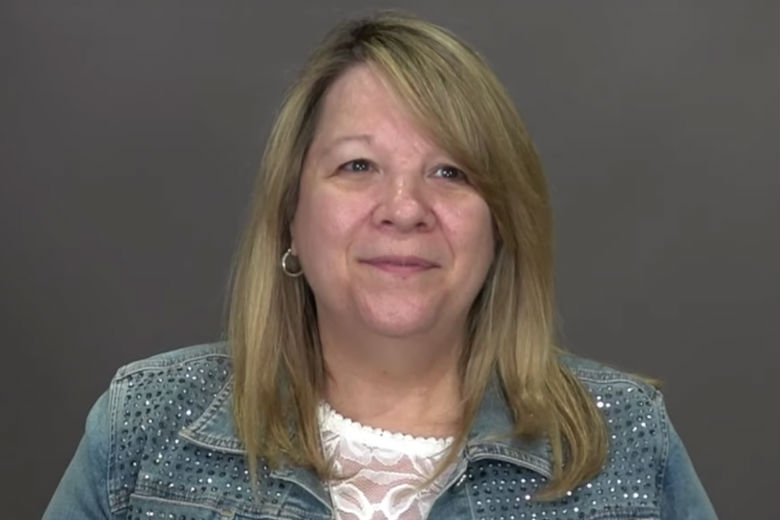 Glenna is stomverbaasd hoe jong ze eruitziet na metamorfose
