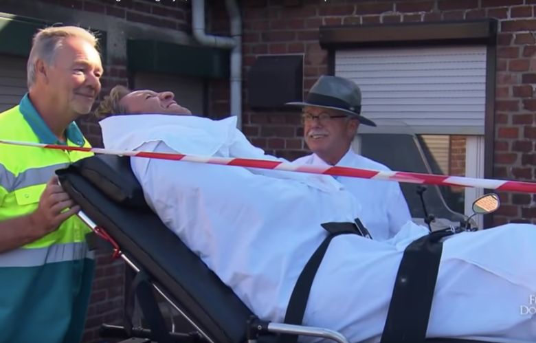 Kijkers lachen zich rot door dit fragment uit Mr Frank Visser Doet Uitspraak