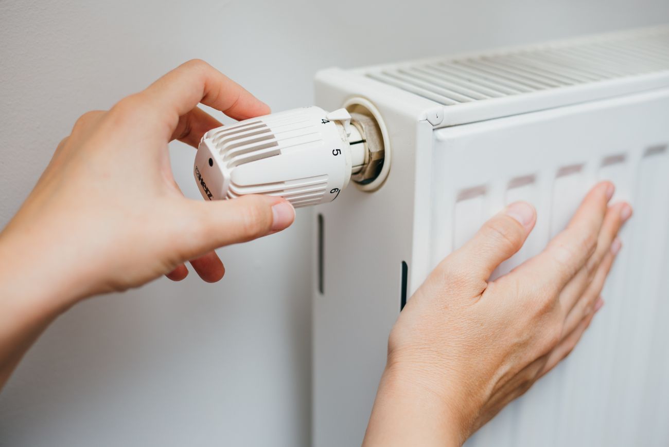 Wat is wijsheid: de verwarming 's nachts uitzetten of aanhouden?