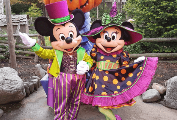 Altijd al in Disneyland Parijs willen werken? DIT is je kans, het pretpark zoekt 8000 medewerkers!