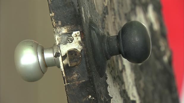 Oproep: sluit de deuren in huis als je gaat slapen! Het kan je leven redden!