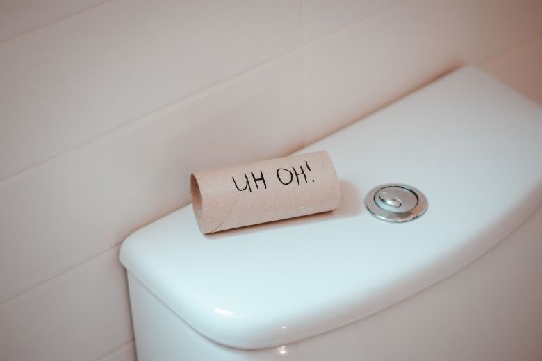 Deze 5 dingen mag je nóóit door de wc spoelen