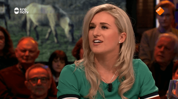 Serieuze Britt Dekker bij 'Jinek': actie om dieren te redden krijgt daverend applaus van publiek