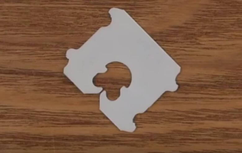 Gooi broodclips niet weg! Voor deze dingen kun je ze ook gebruiken