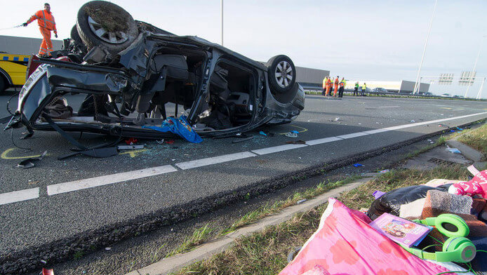 "Het leven van je kind is dus maar drie jaar cel waard." Familie van slachtoffers dodelijk A2-ongeluk is verscheurd, wat vind jij van de straf?