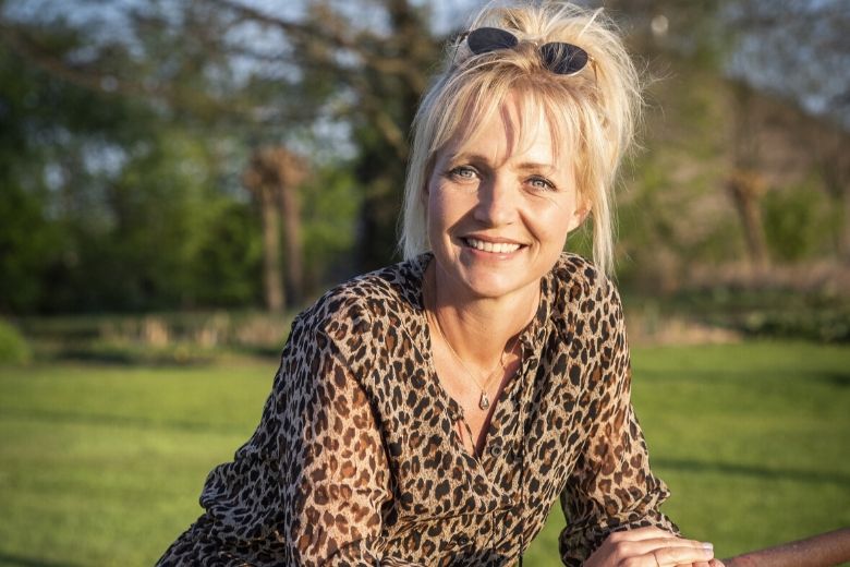 Yvon brengt voormalig Boer zoekt Vrouw-deelnemers bezoekje in special