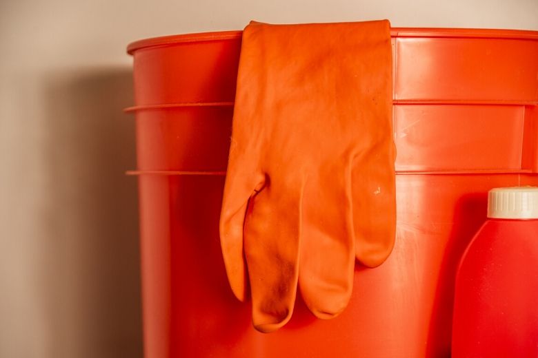 Tijd voor de herfstschoonmaak: vergeet deze 4 dingen niet mee te nemen