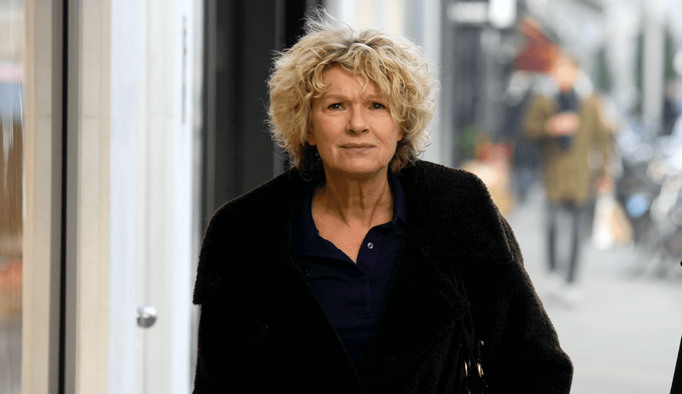 Martine Bijl over nasleep hersenbloeding: 'Het is alsof er een vreemd wezentje in mijn hoofd zit'