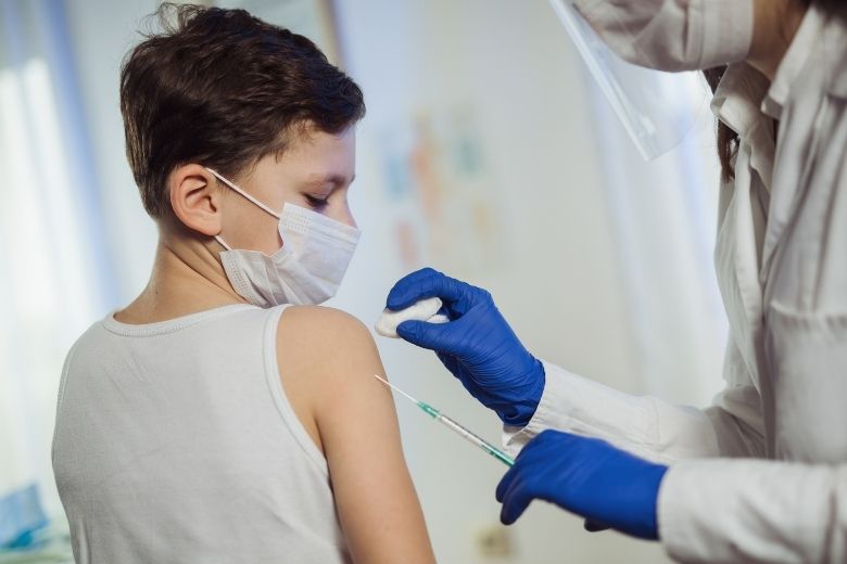 Ook jongens krijgen nu uitnodiging voor vaccin tegen HPV-virus